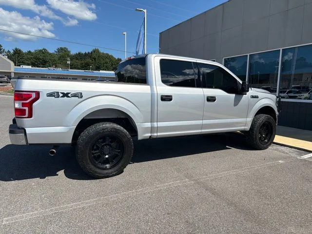 Used 2018 Silver Ford XLT image 2