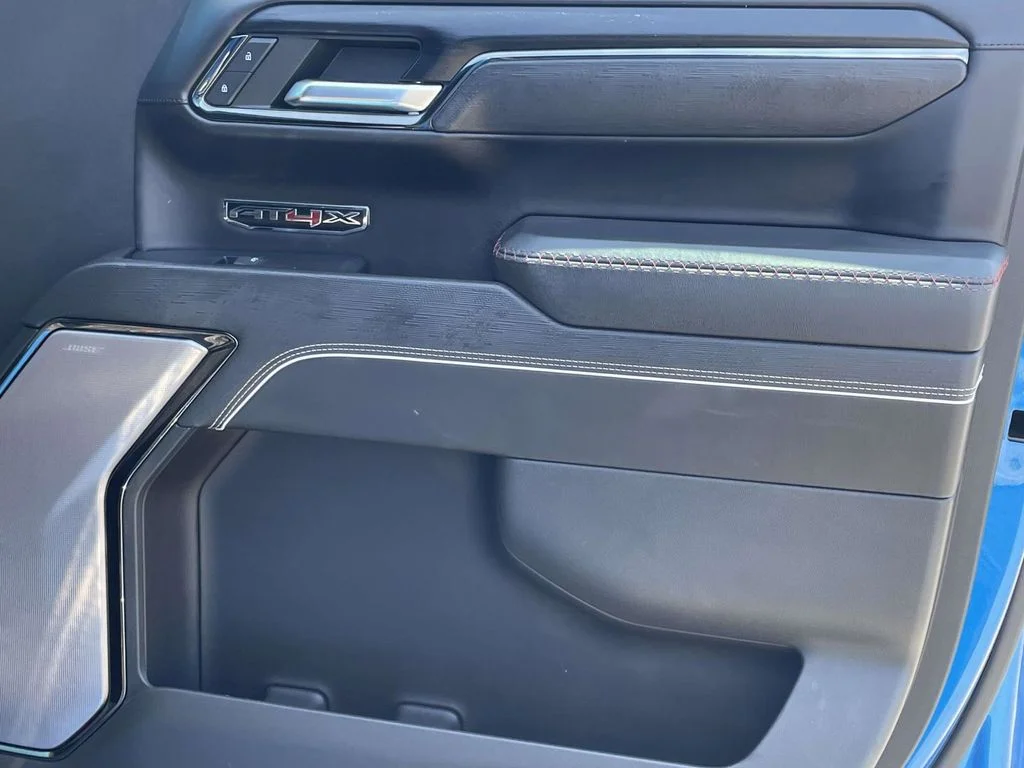 Used 2023 Blue GMC AT4X image 17