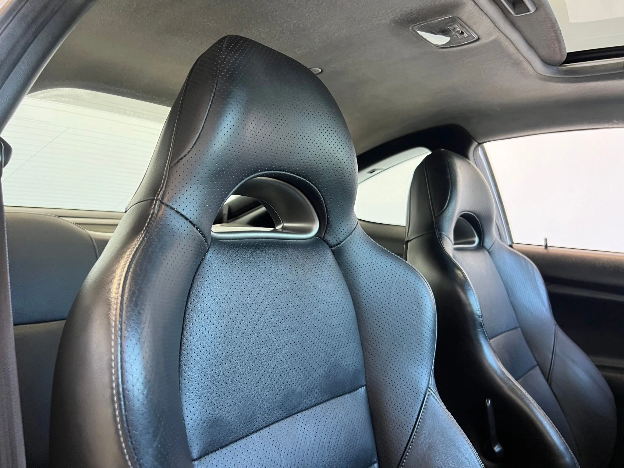 Used 2005  Acura Type S image 15