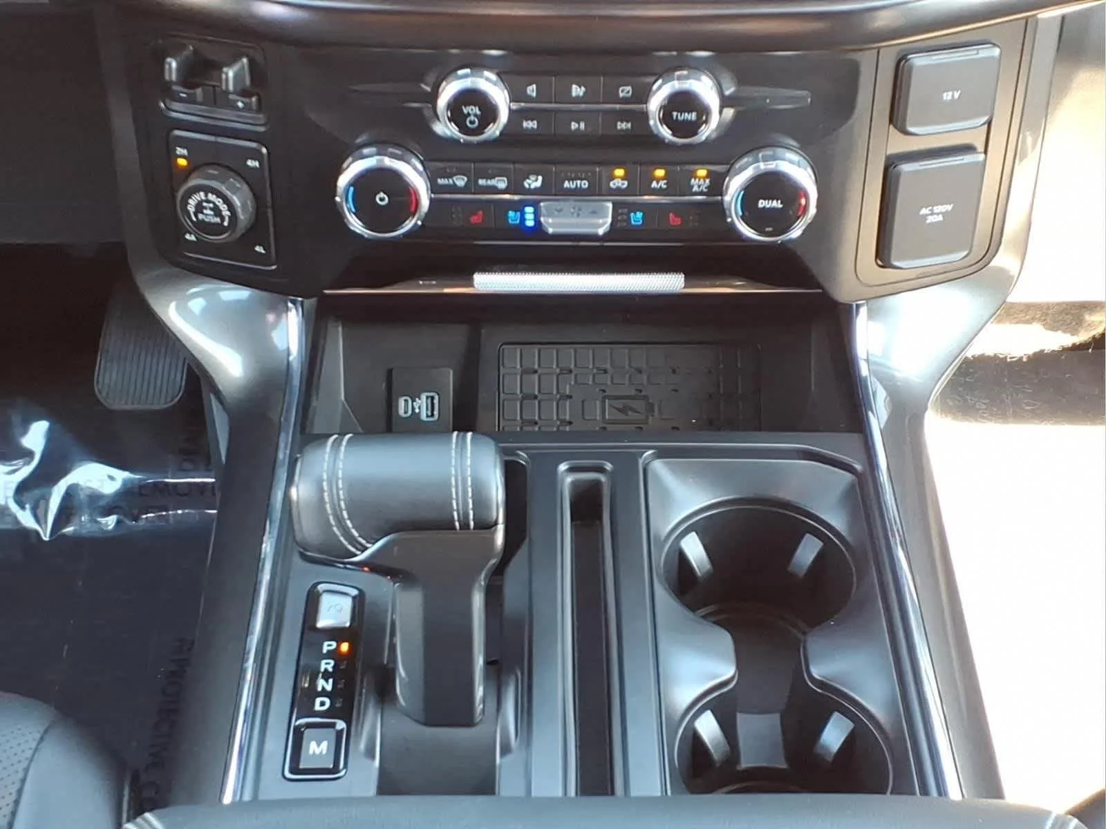 Used 2023 Carbonized Gray Ford LARIAT image 25