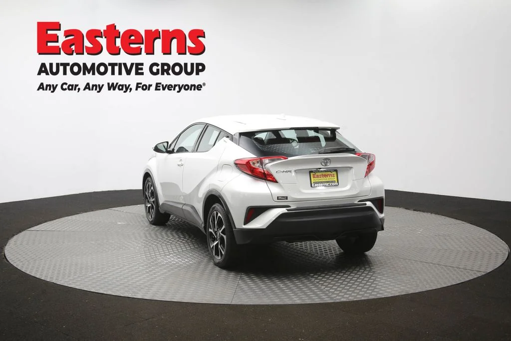 Used 2018 White Toyota XLE Premium image 65