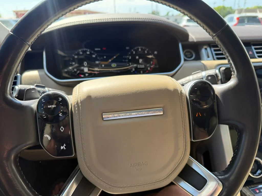 Used 2019 Blue Land Rover 3.0L V6 Supercharged HSE image 21