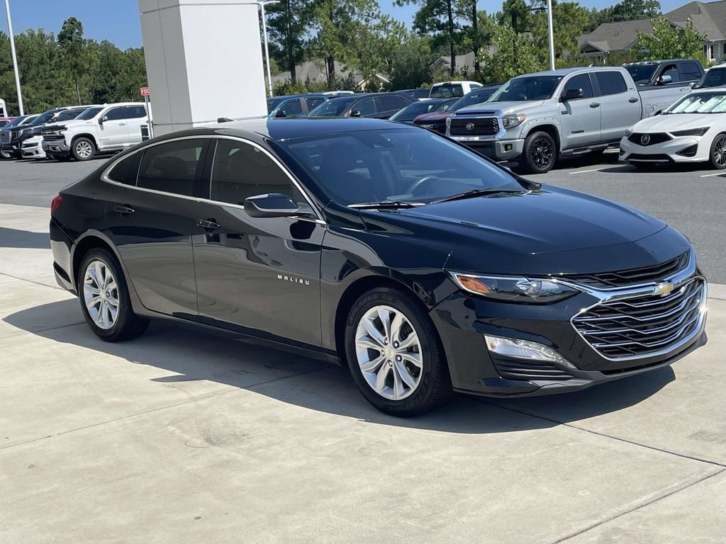 Used 2023 Mosaic Black Metallic Chevrolet LT image 5