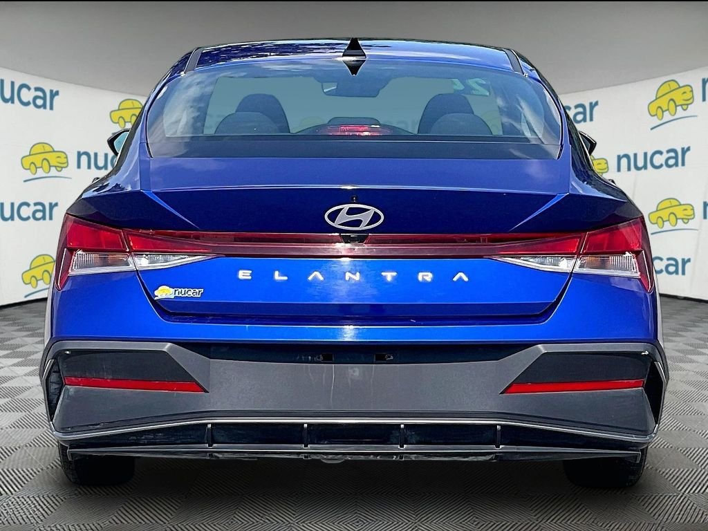 Used 2024 Intense Blue Hyundai SEL image 5