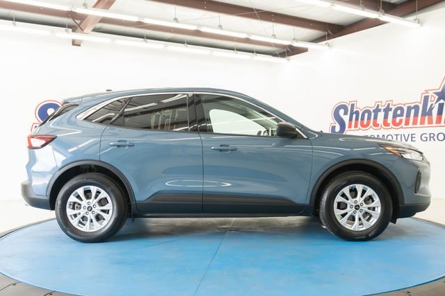 Used 2024 Blue Ford Active image 12