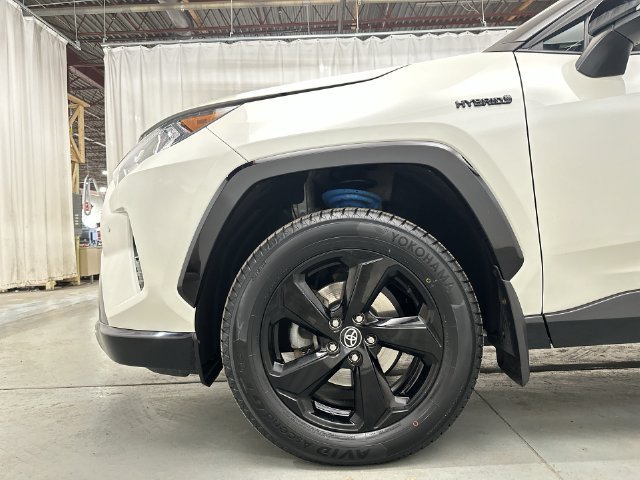 Used 2021 White Toyota XSE image 24