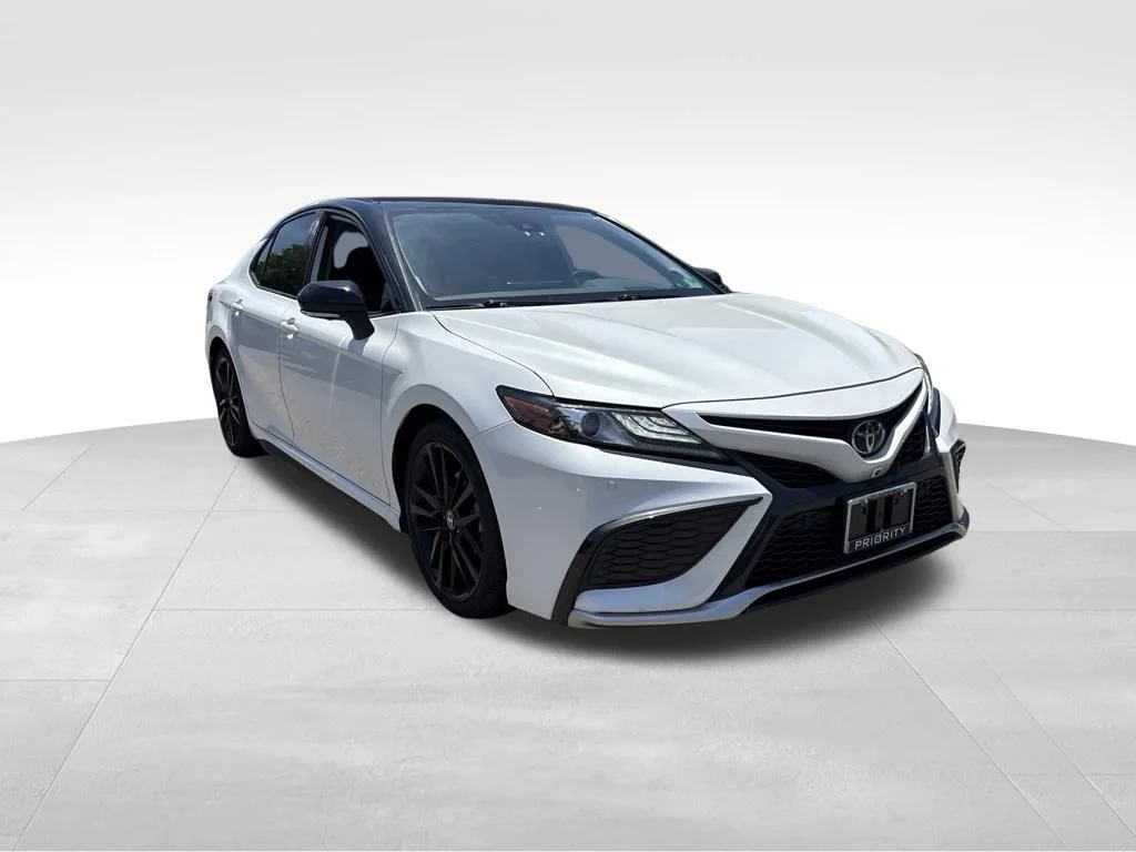 Used 2023 Beige Toyota XSE V6 image 7