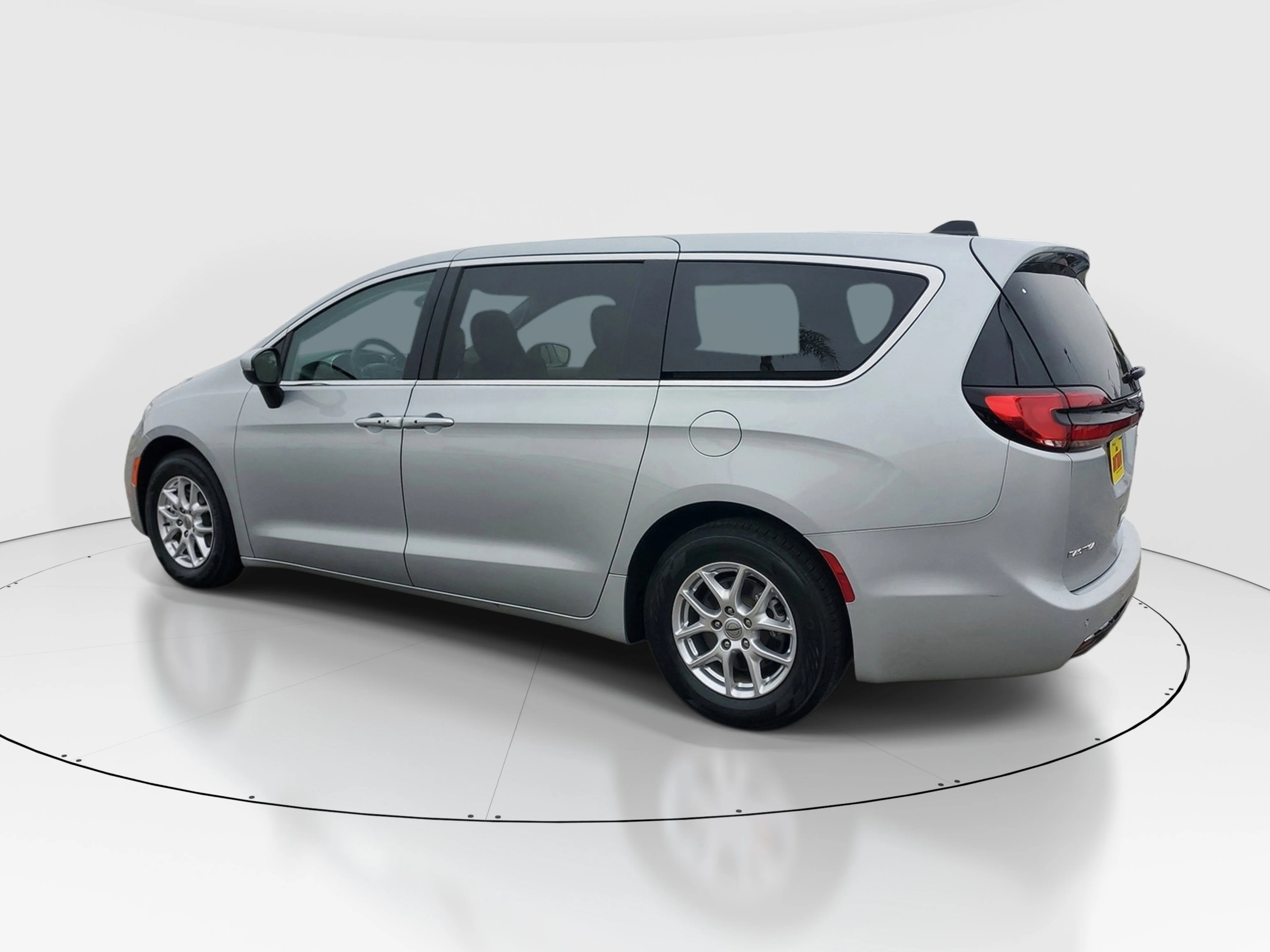 Certified Used 2023 Silver Chrysler Touring L image 3