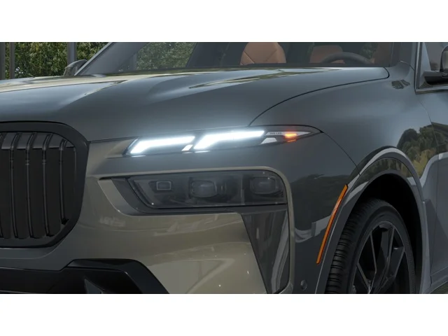 New 2027 Dravit Grey Metallic BMW X7 40i image 6