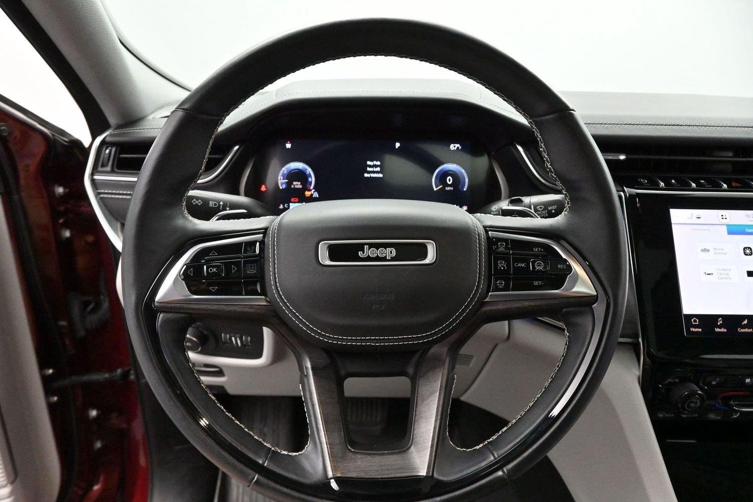 Used 2022 Velvet Red Pearlcoat Jeep Overland image 15