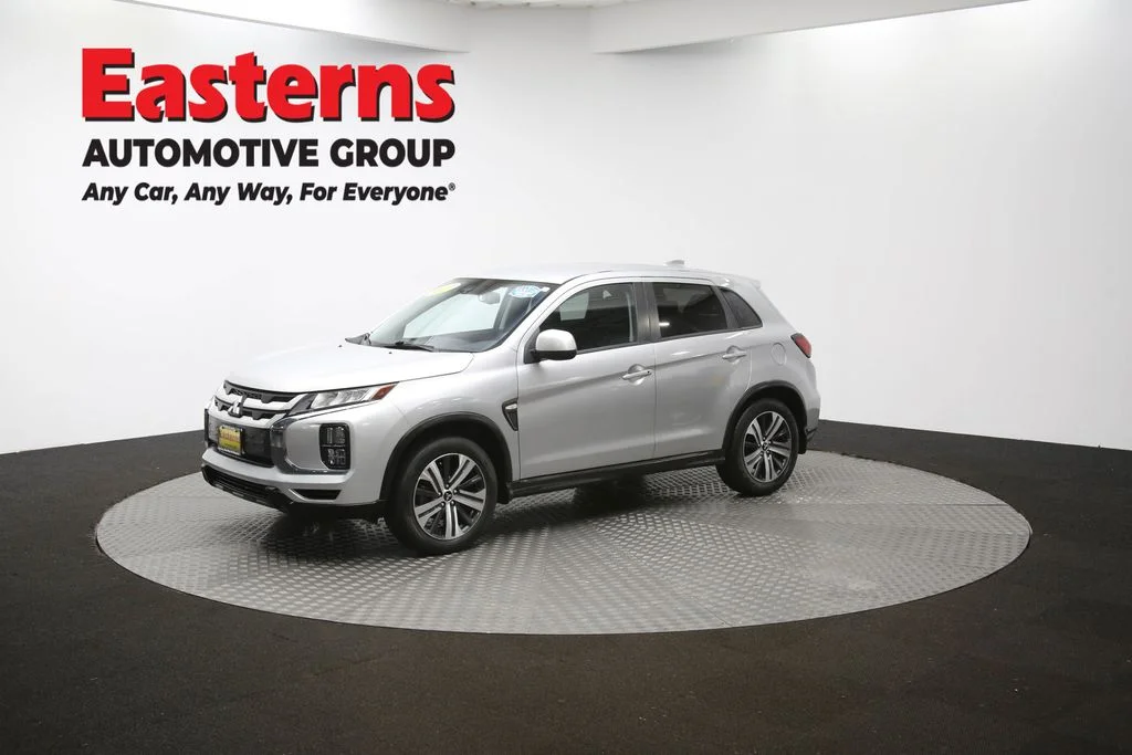 Used 2023 Silver Mitsubishi 2.0 ES image 54
