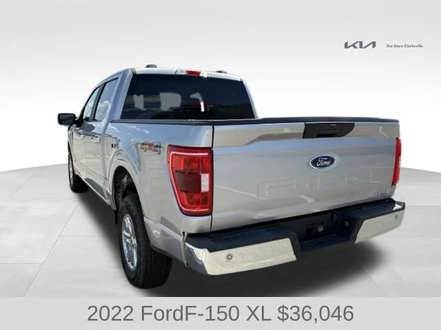 Used 2022  Ford XL image 6