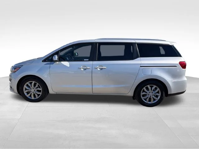 Used 2020 Silver Kia EX image 4