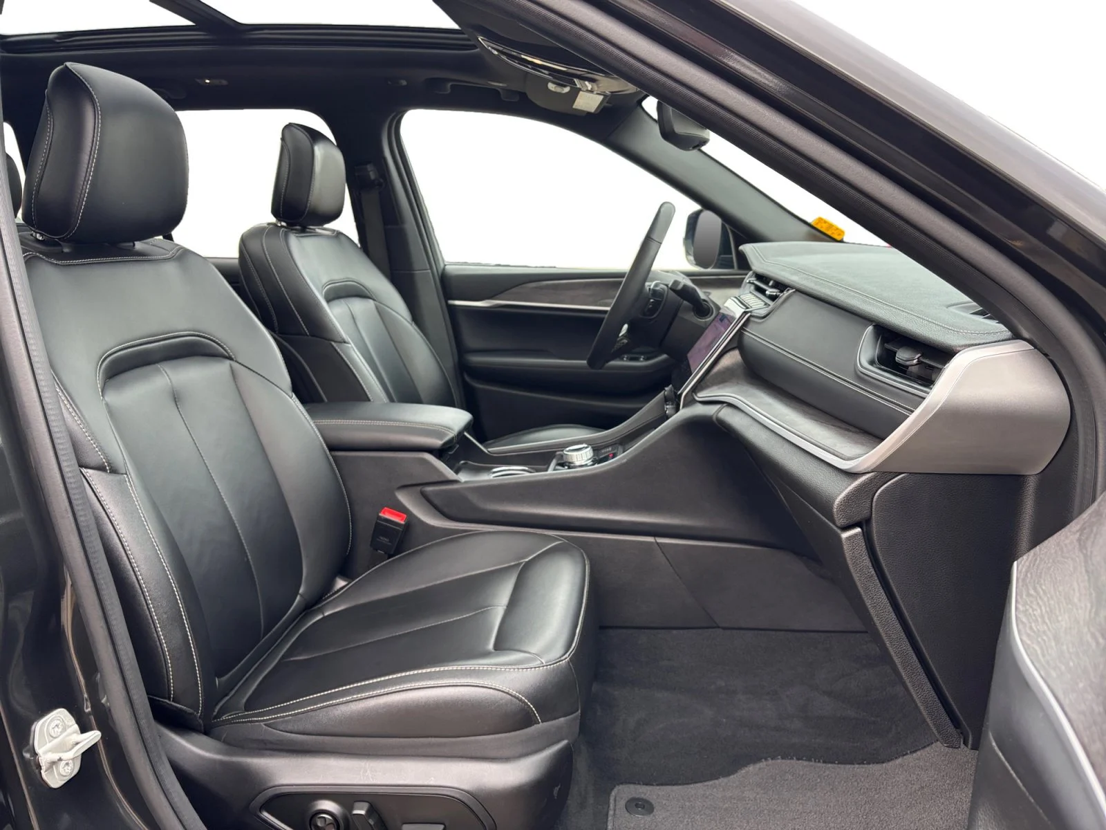 Certified Used 2024 Black Jeep Limited image 17