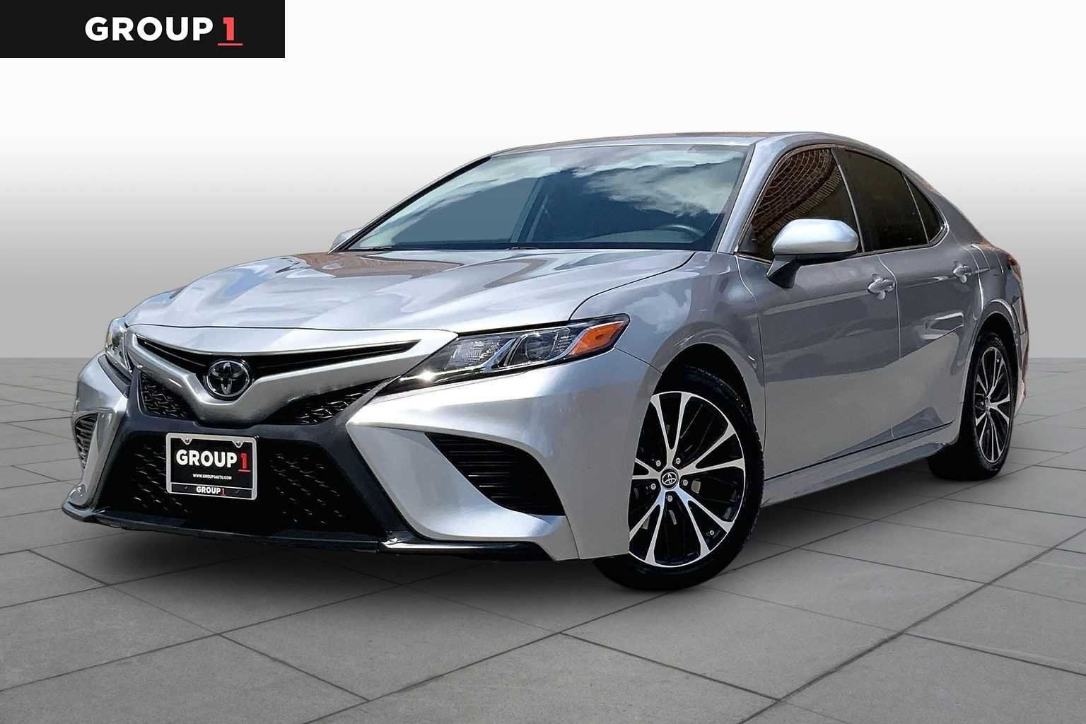 2019 Toyota Camry SE