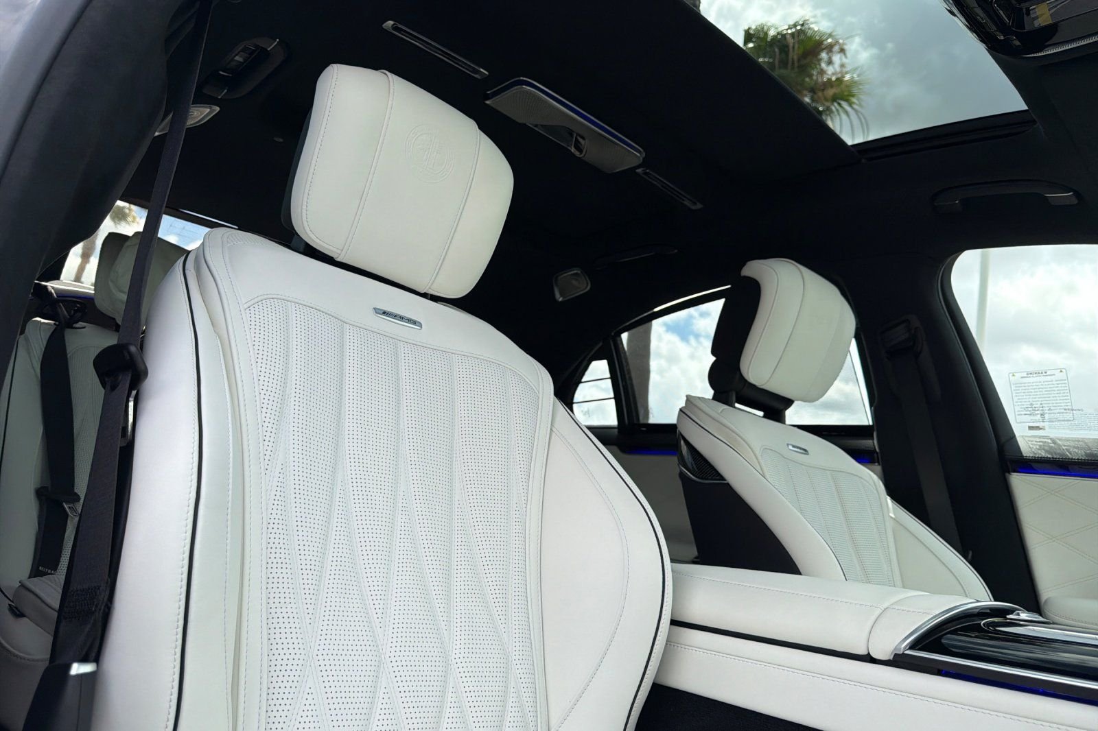 2026 Mercedes-Benz S-Class AMG S 63 - Photo 34
