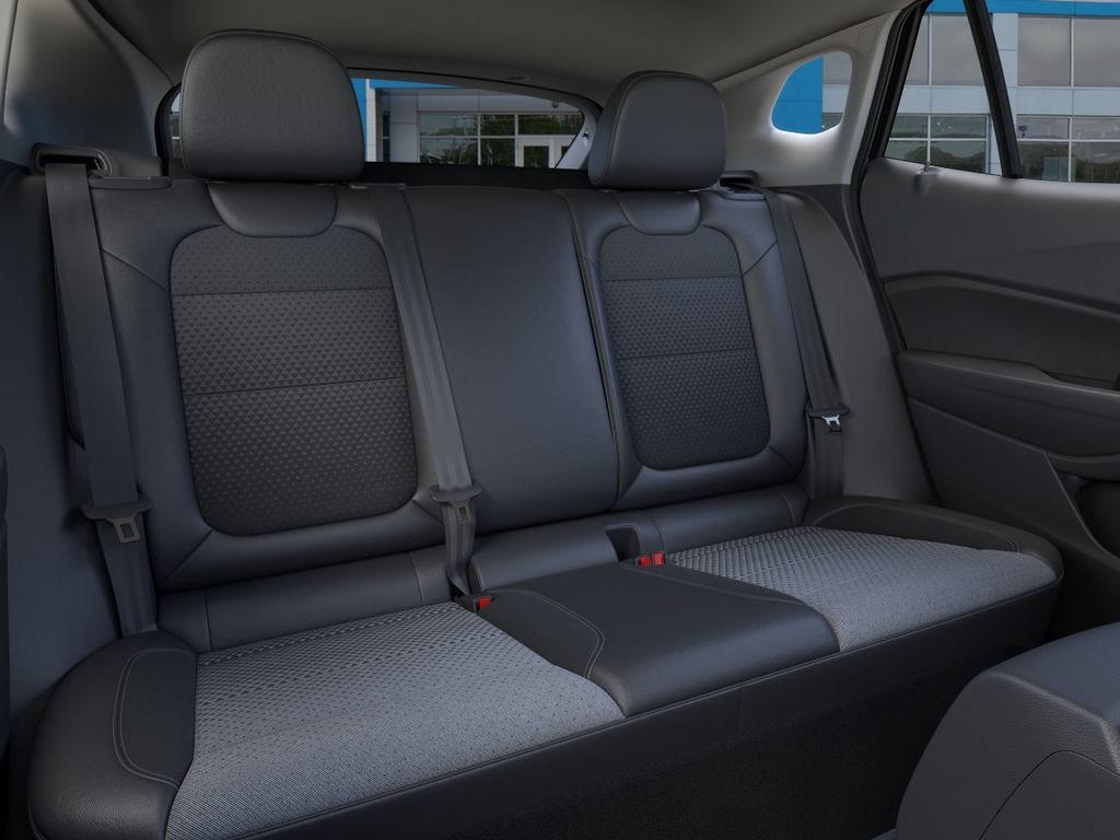 New 2026 Summit White Chevrolet LT image 17