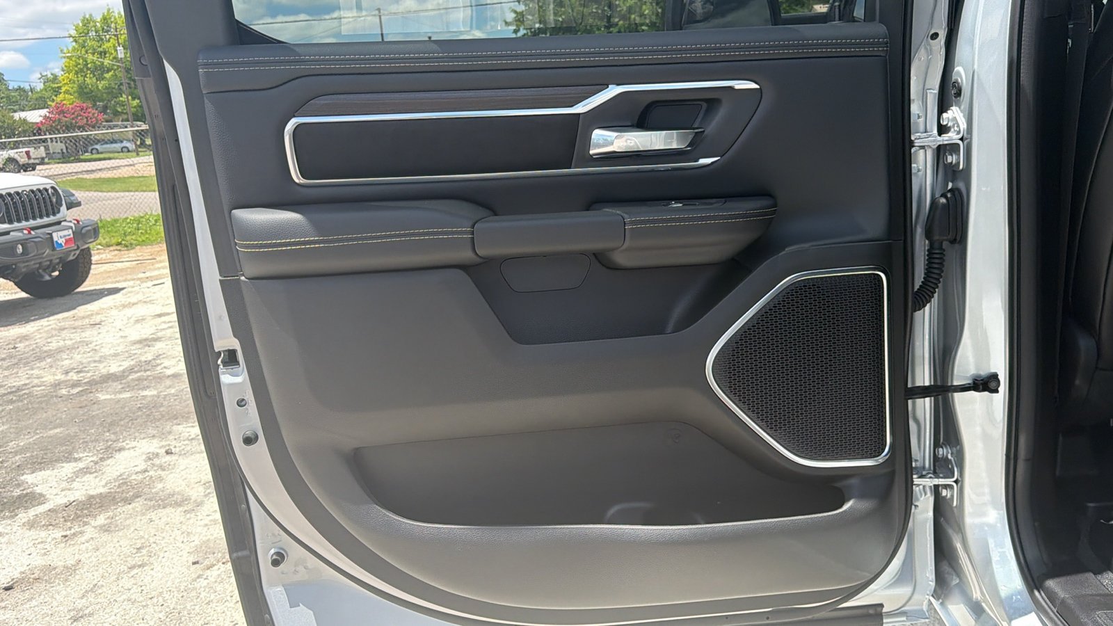 New 2026 Silver Zynith Exterior Paint RAM Laramie image 14
