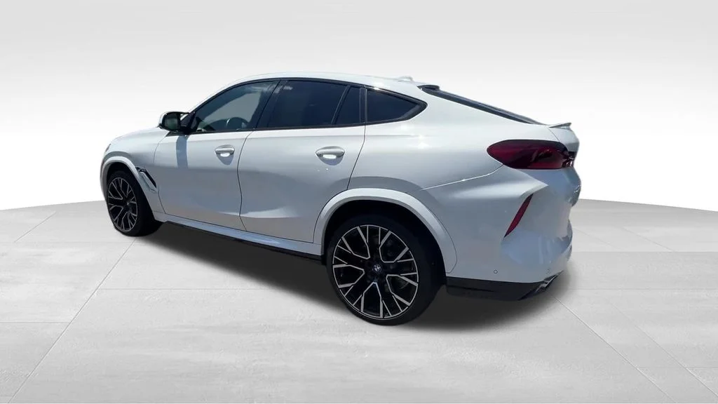 Used 2023 White BMW Base image 26