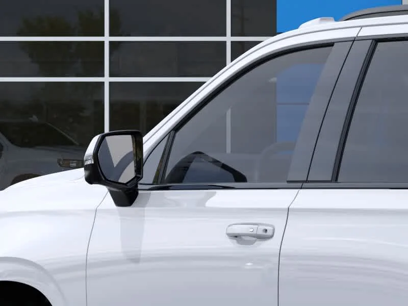 New 2026 Summit White Chevrolet RST image 12