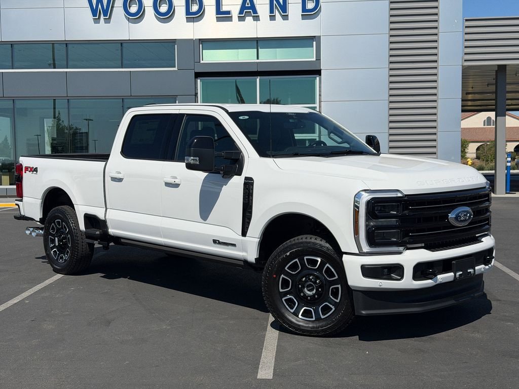 New 2026 Star White Metallic Tri-Coat Ford F-250® Platinum® image 2