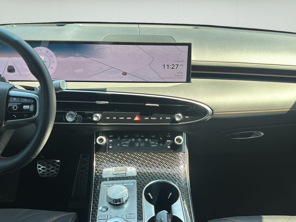 2026 GENESIS GV70 Sport Prestige - Photo 17
