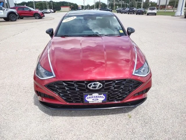 Used 2023 Red Hyundai SEL Plus image 9