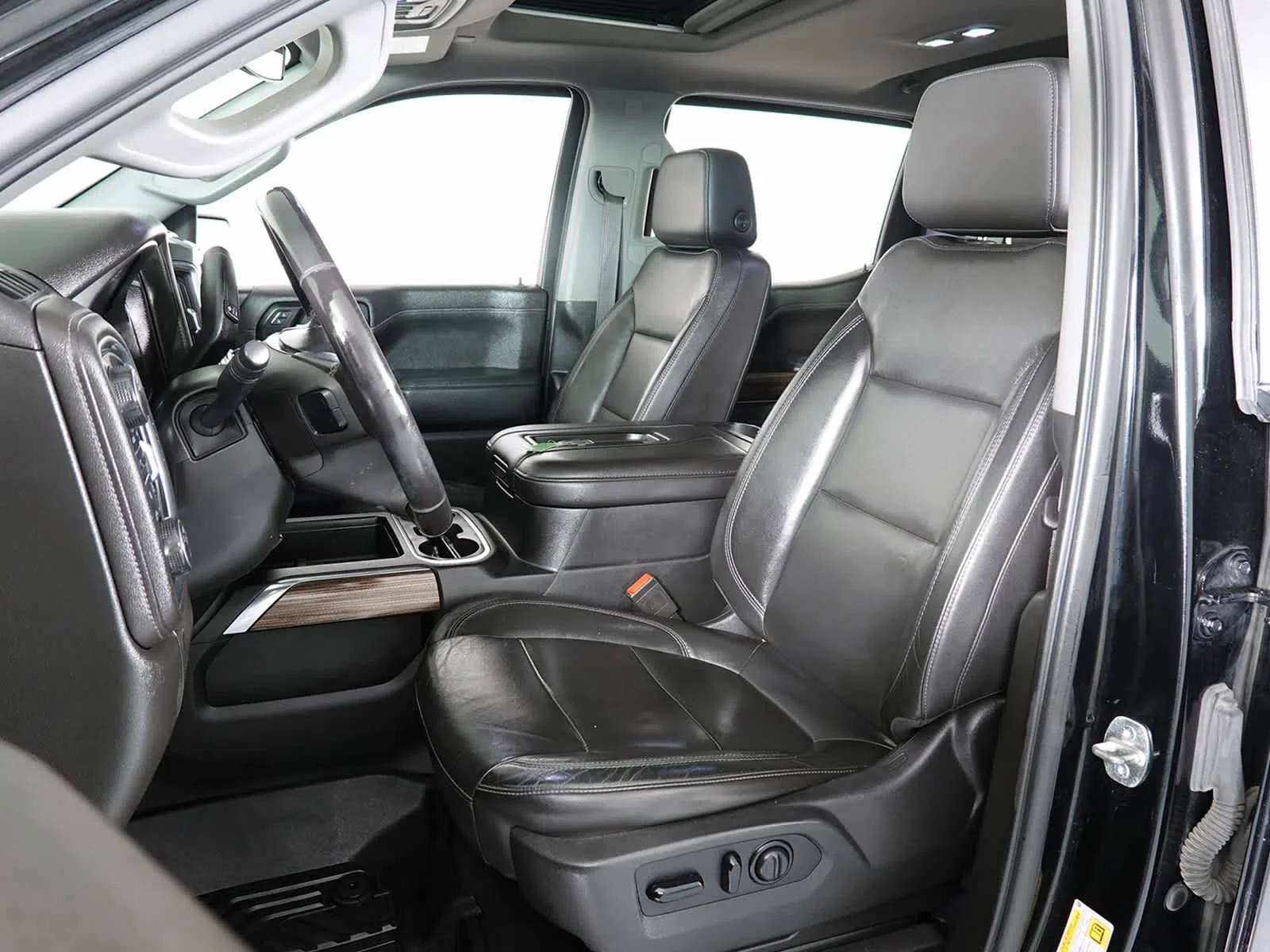 Used 2020 Black Chevrolet LT Trail Boss image 11