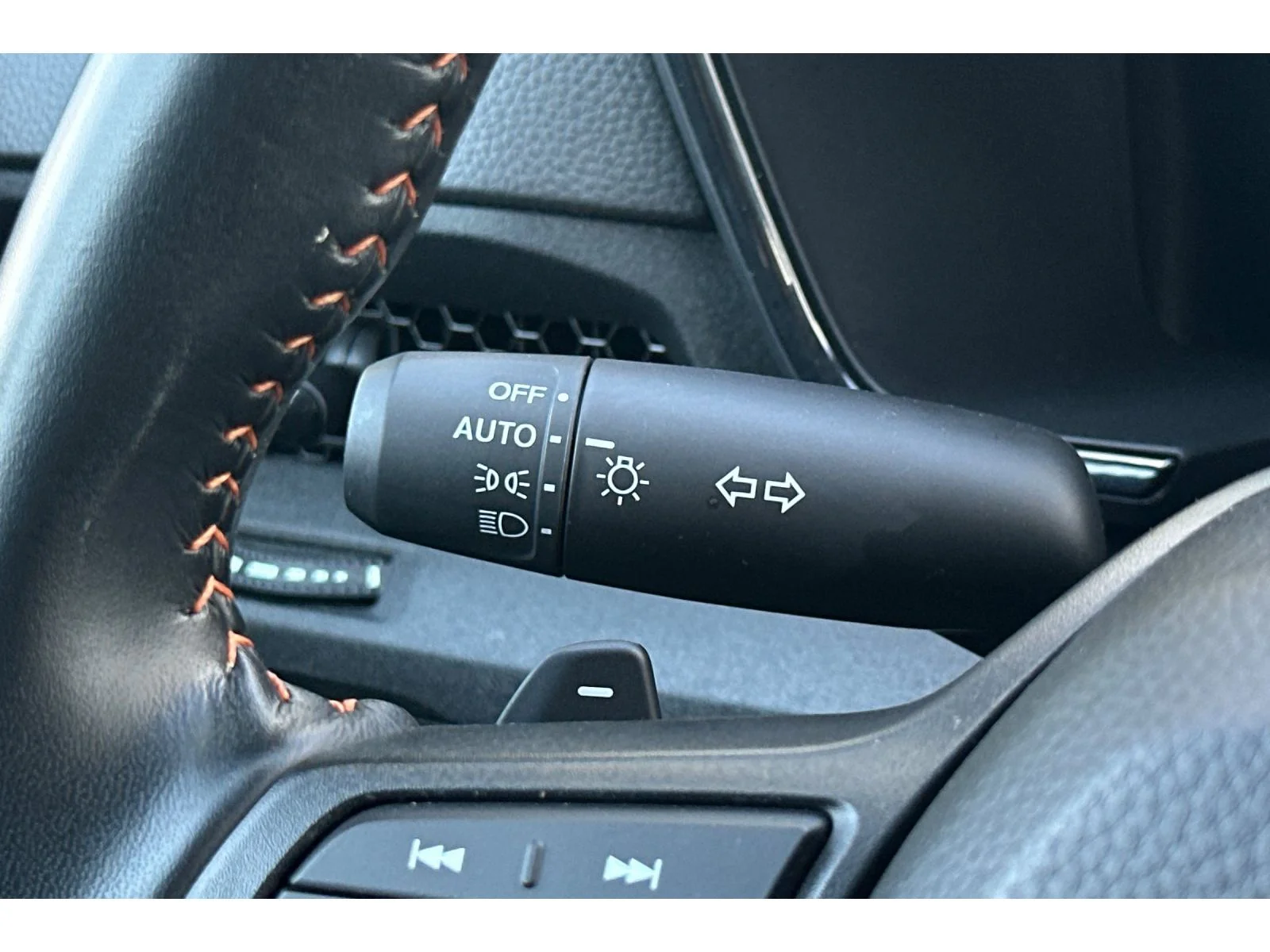 Used 2025 Meteorite Gray Metallic Honda Sport image 38