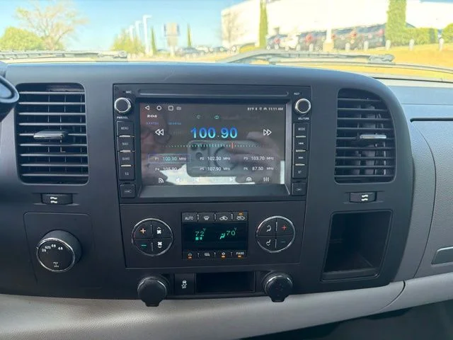 Used 2013 Silver GMC SLE image 14