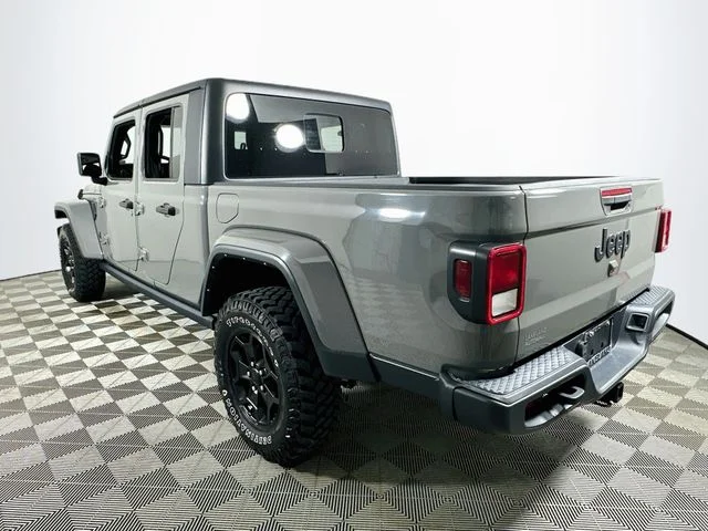 Certified Pre-Owned 2022 Jeep Gladiator Willys
