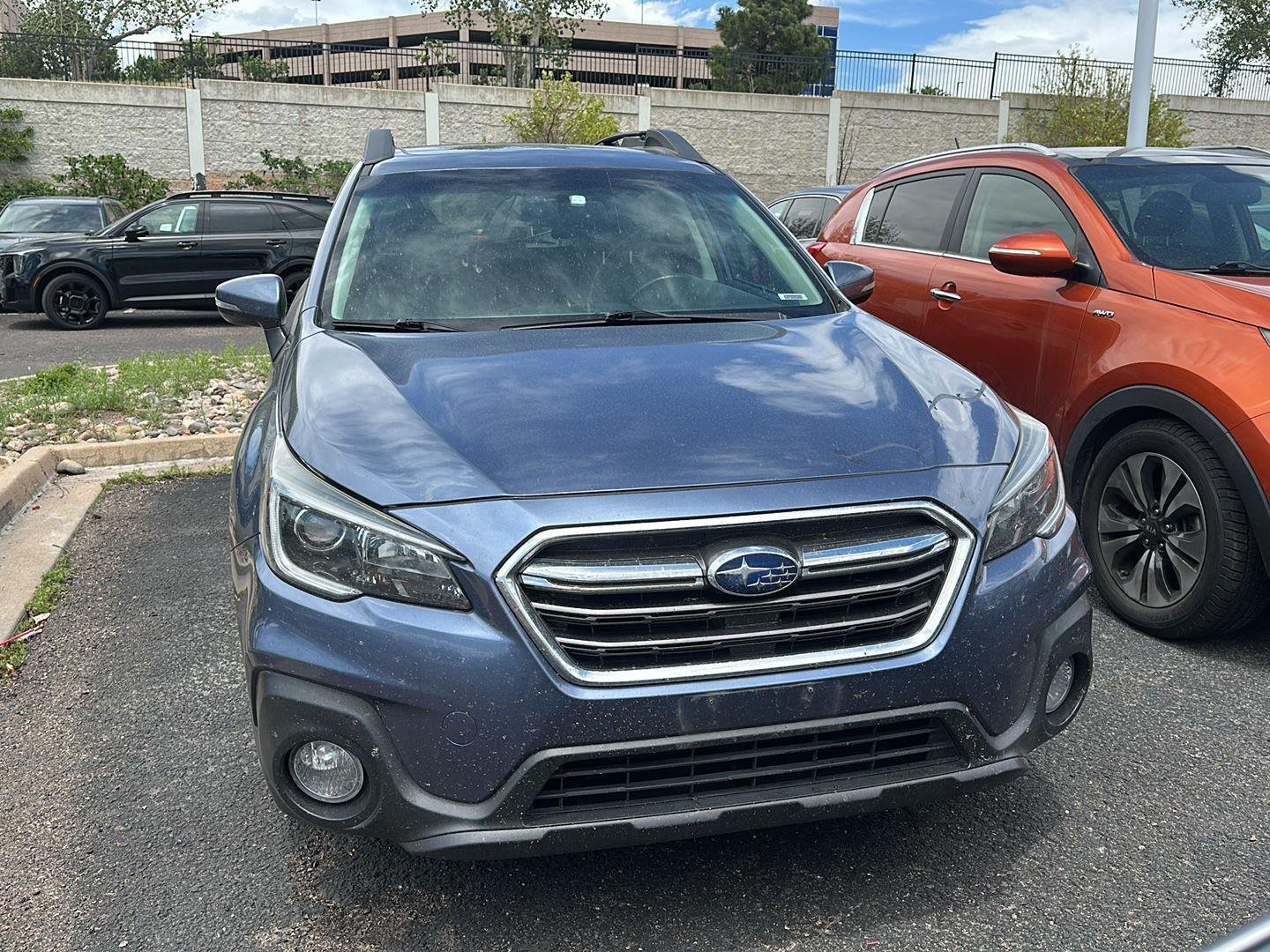 Used 2018 Twilight Blue Metallic Subaru Limited image 7