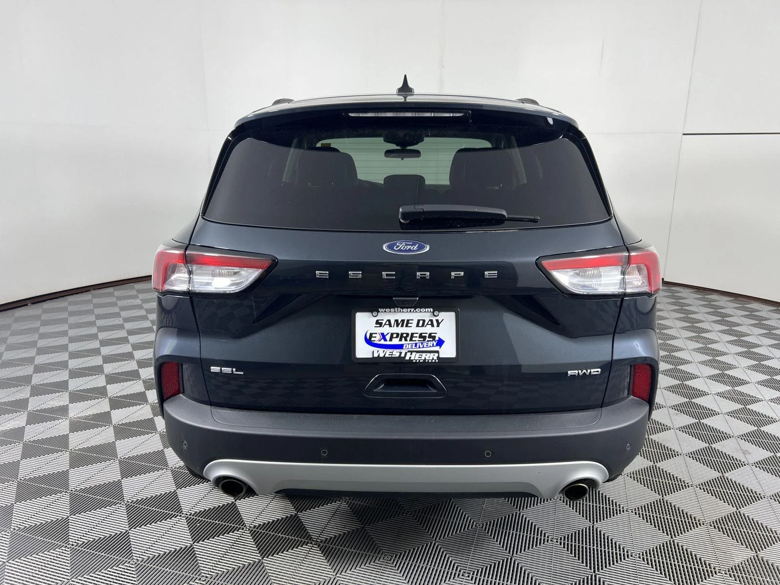 Used 2022 Stone Blue Ford SEL image 9