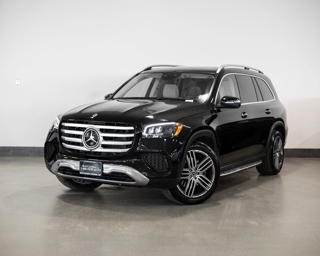 2026 Mercedes-Benz GLS GLS 450 4MATIC's photo