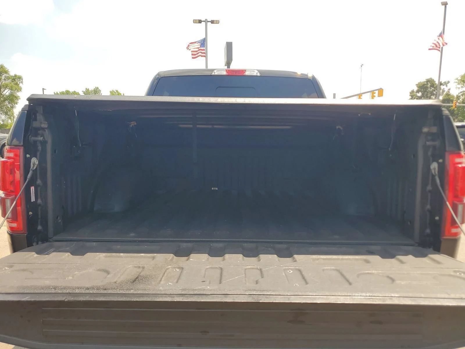 Used 2017 Black Ford Lariat image 7