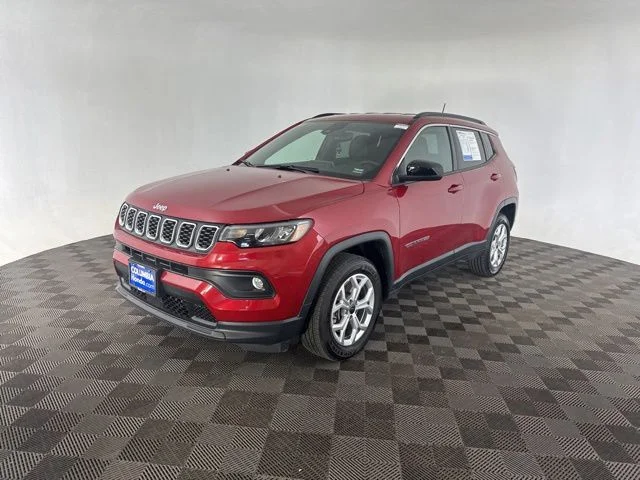 Used 2025 Red Jeep Latitude image 4