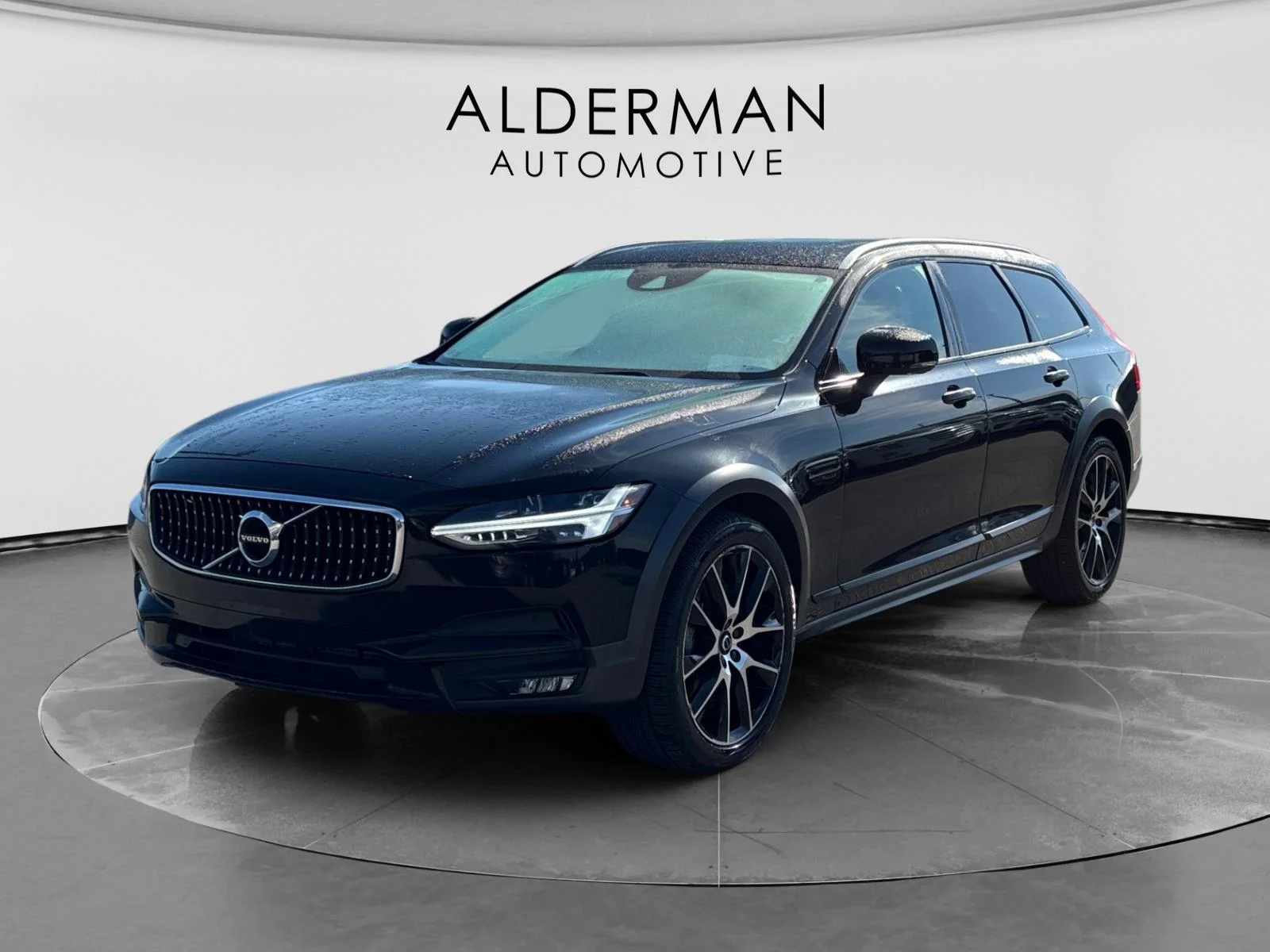 2020 Volvo V90 Cross Country T6 AWD's photo