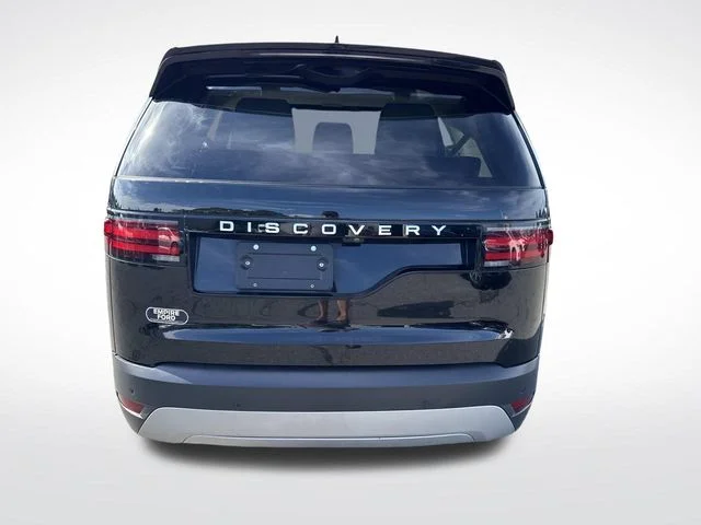 Used 2025 White Land Rover S image 16