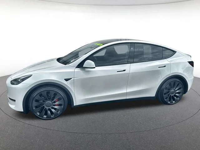 2025 Tesla Model Y Performance Dual Motor All-Wheel Drive's photo