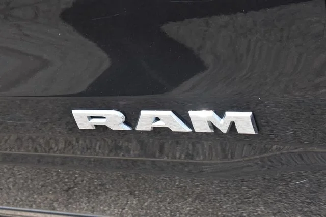 Used 2022 Black Ram Laramie image 13