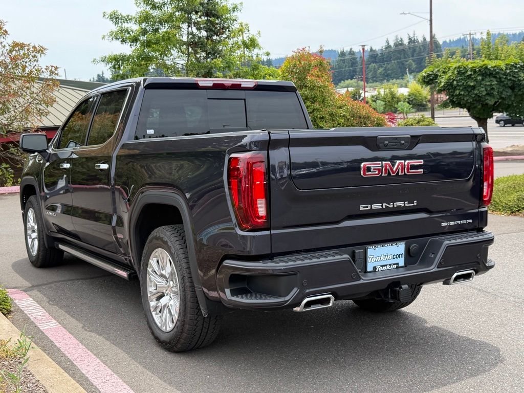 Used 2025 Silver GMC Denali image 5