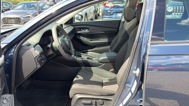 Used 2023 Canyon River Blue Metallic Honda EX image 10