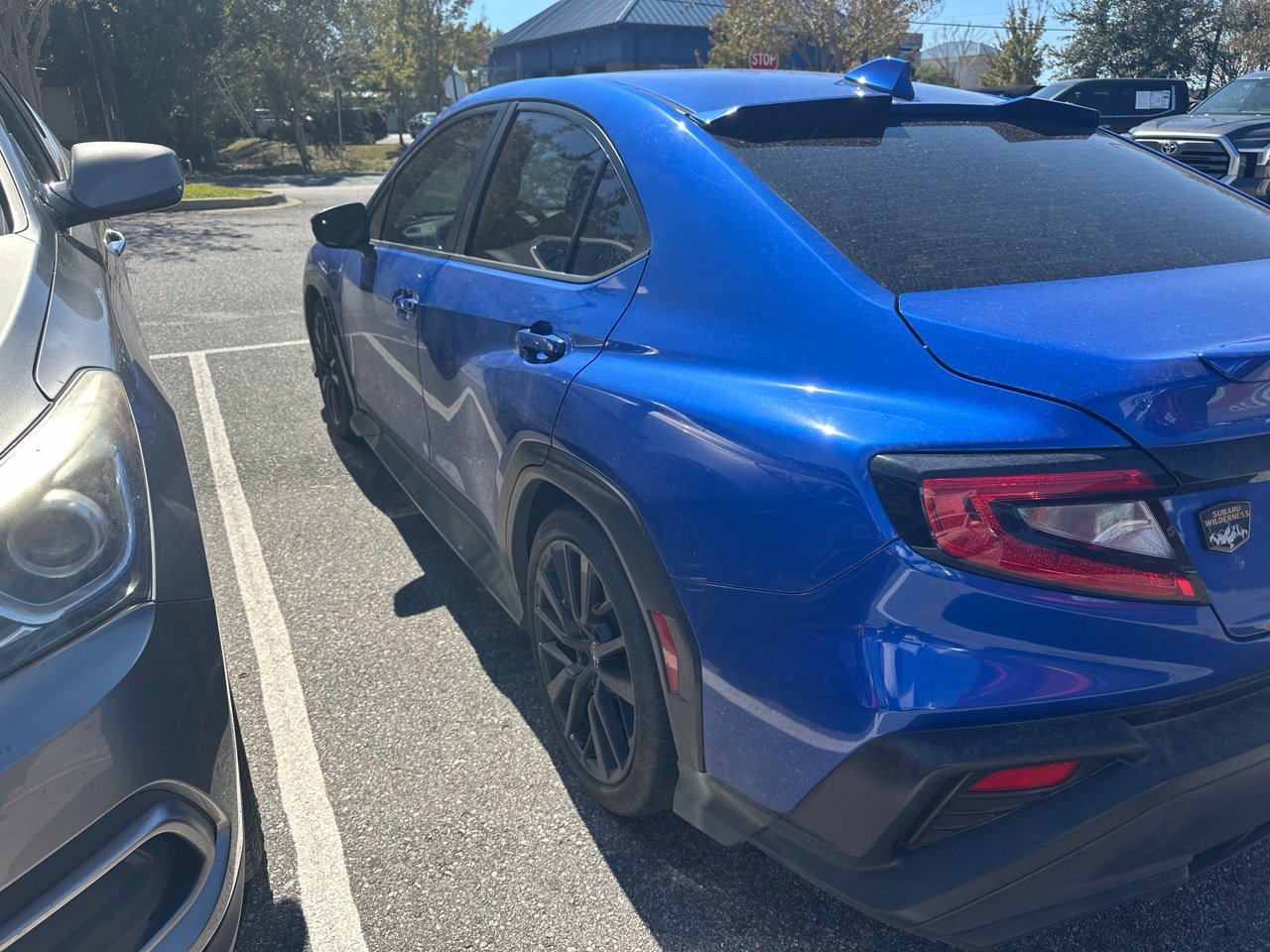 Used 2022 Blue Subaru Premium image 7