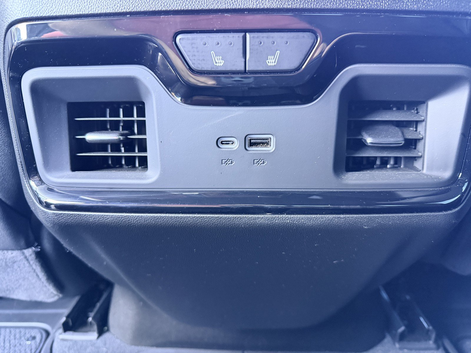 Used 2025 Black GMC AT4 image 22