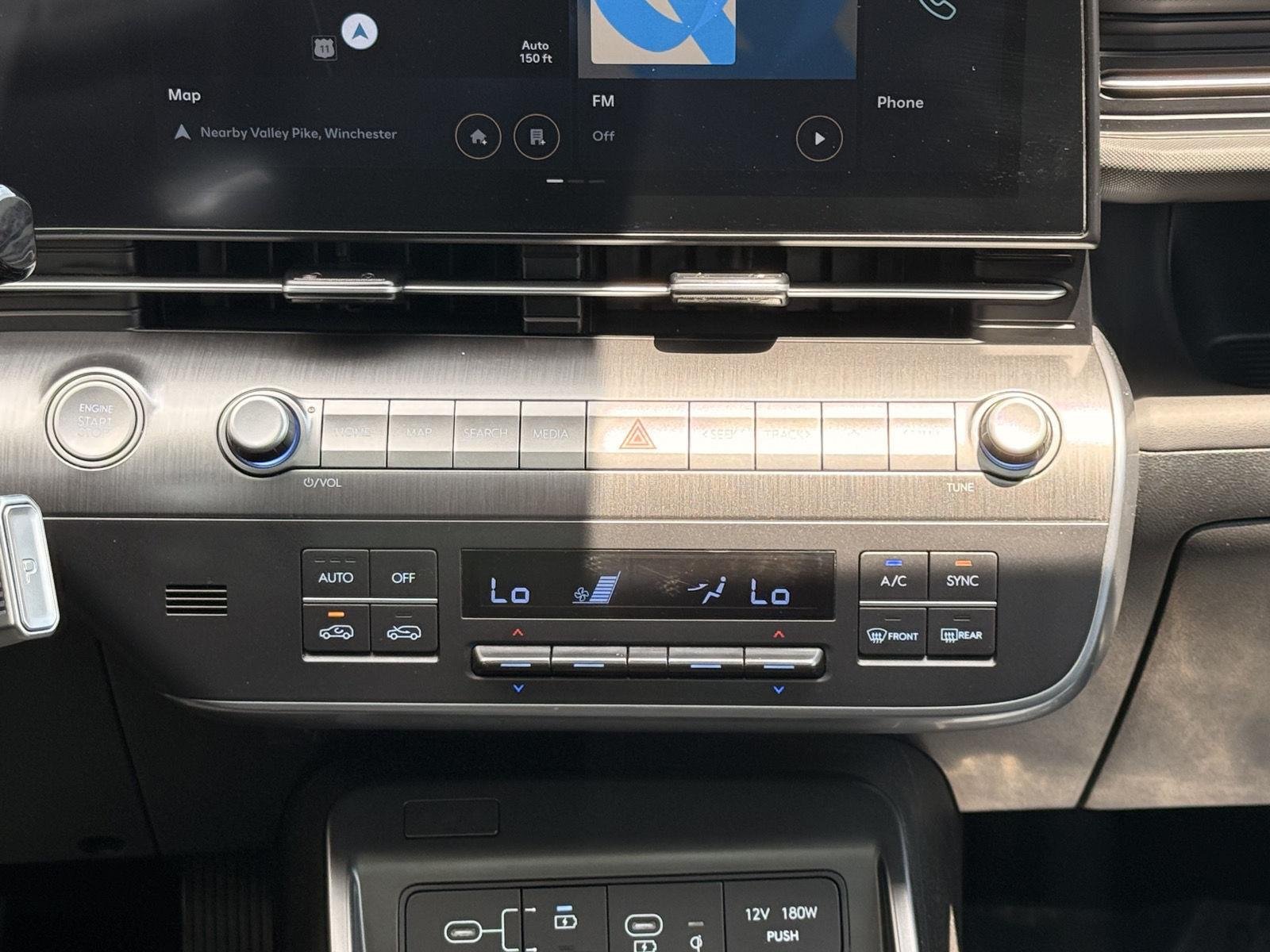 2024 Hyundai Kona Limited - Photo 30