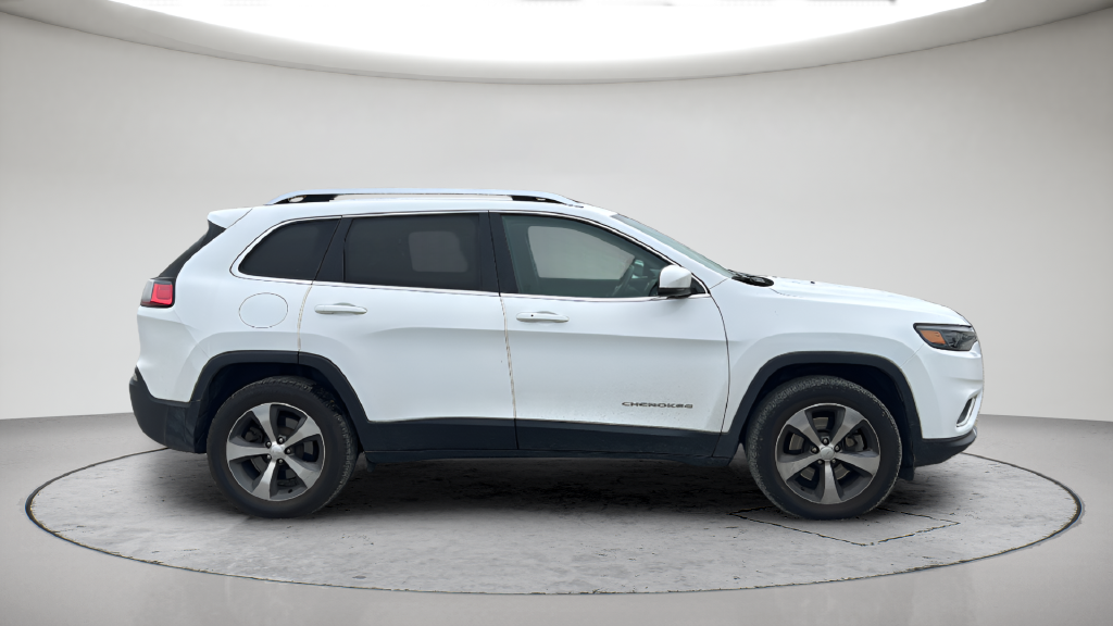 Used 2019 White Jeep Limited image 7