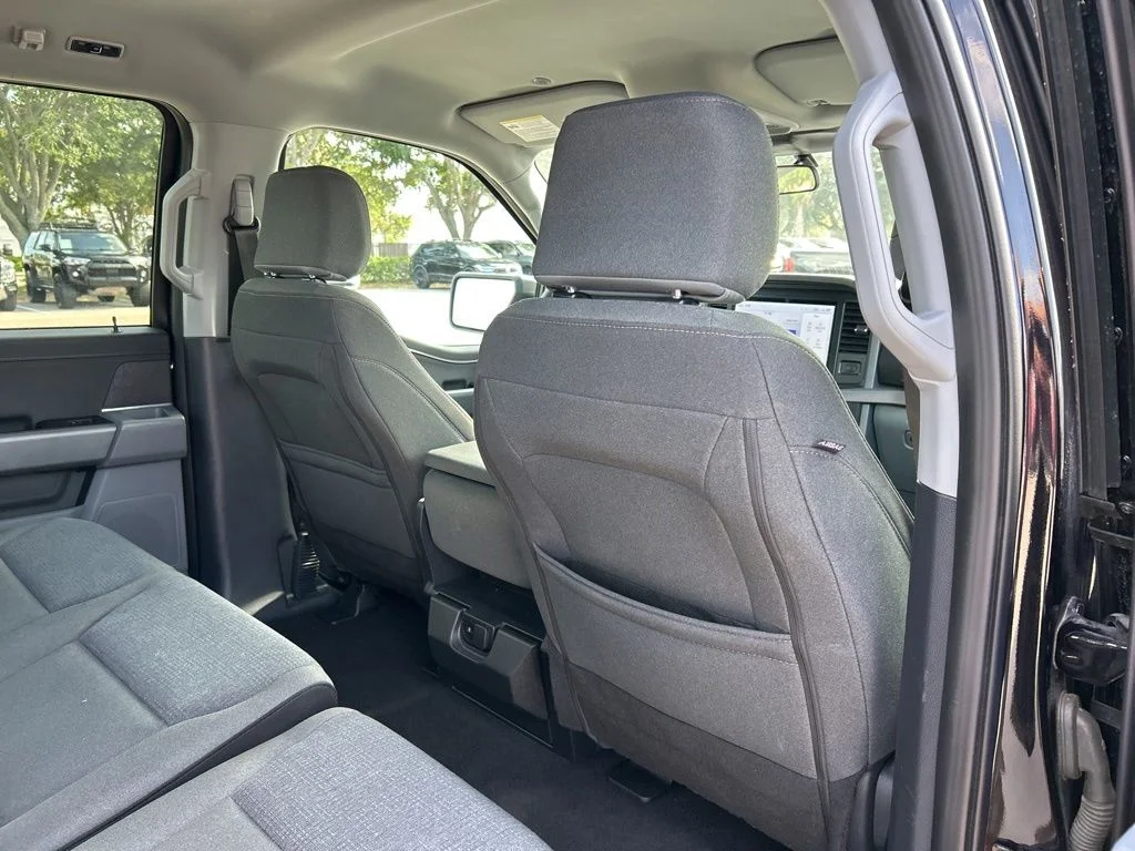 Used 2025 Black Ford XLT image 45