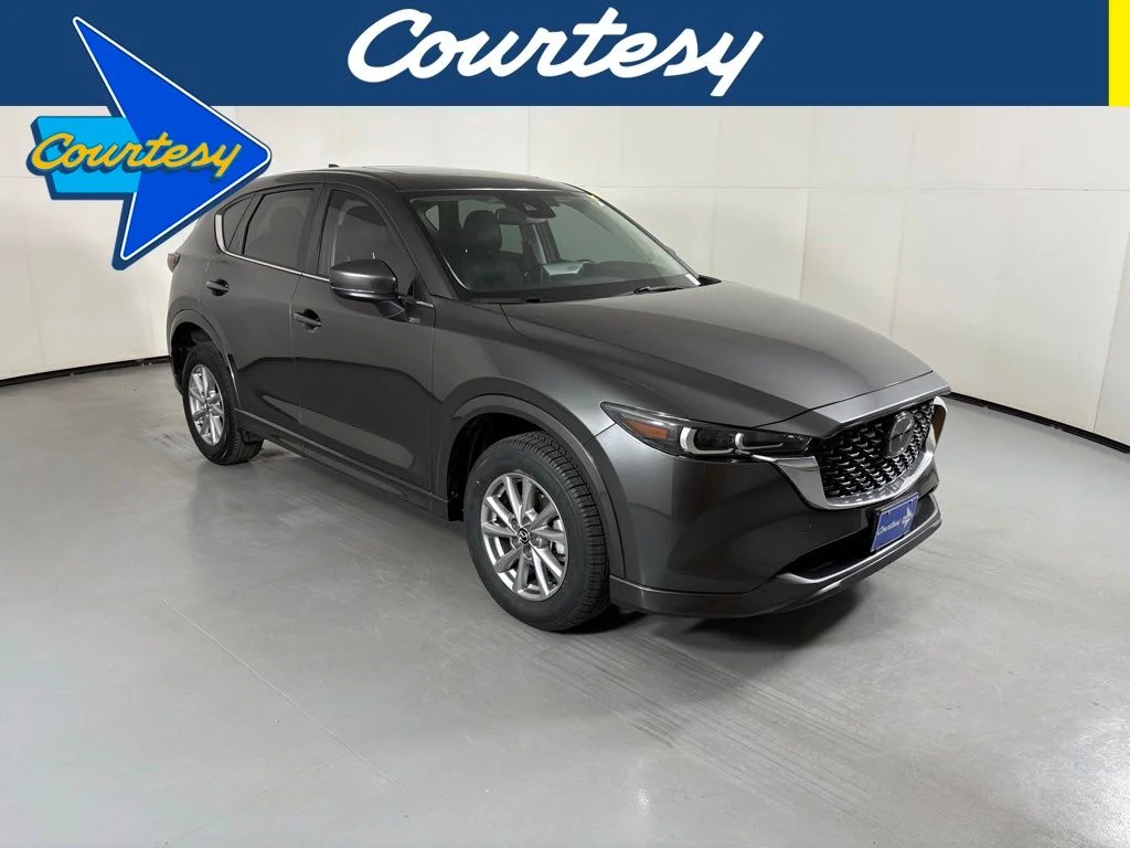 2025 Mazda CX-5 S Preferred package Auto AWD's photo