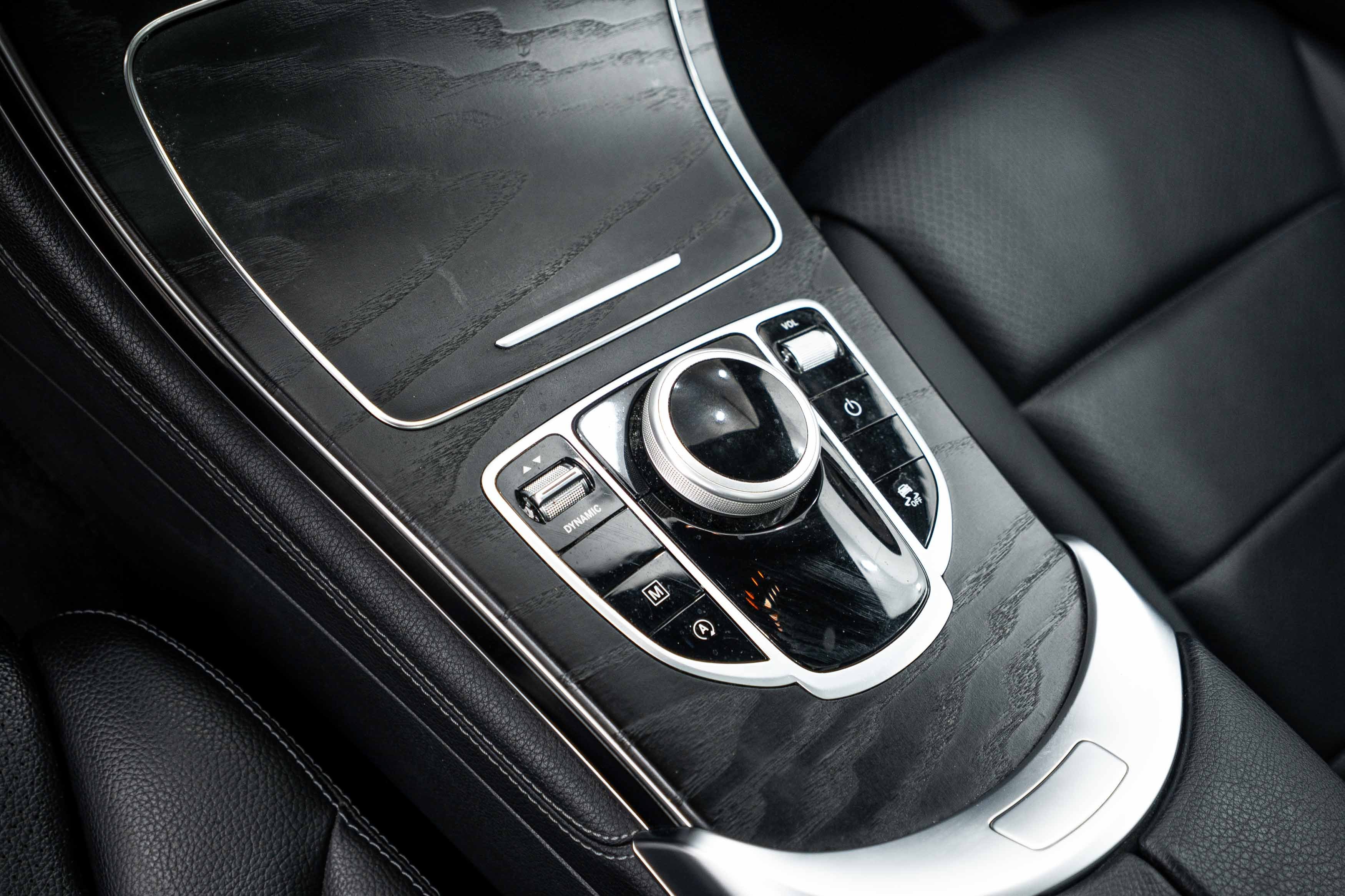 Used 2019 Selenite Grey Metallic Mercedes-Benz GLC 300 image 11