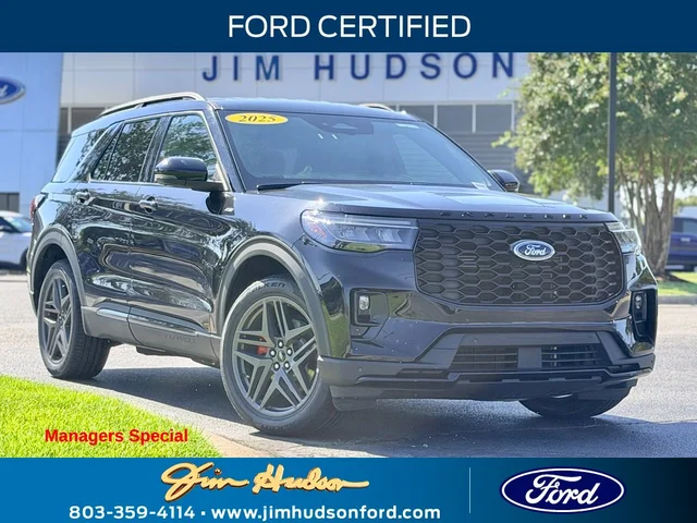 2025 Ford Explorer ST-Line